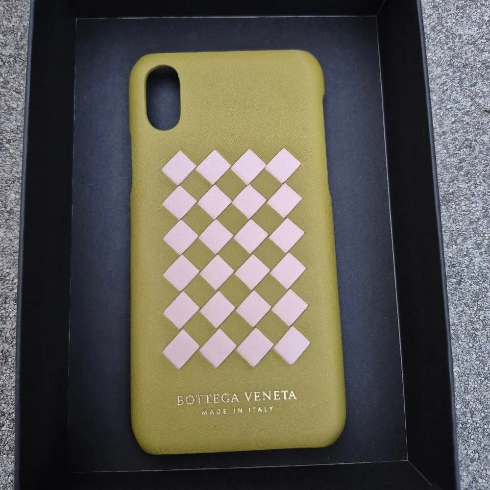 New NIB Bottega Veneta Intrecciato Leather iPhone X Case in Chamomile